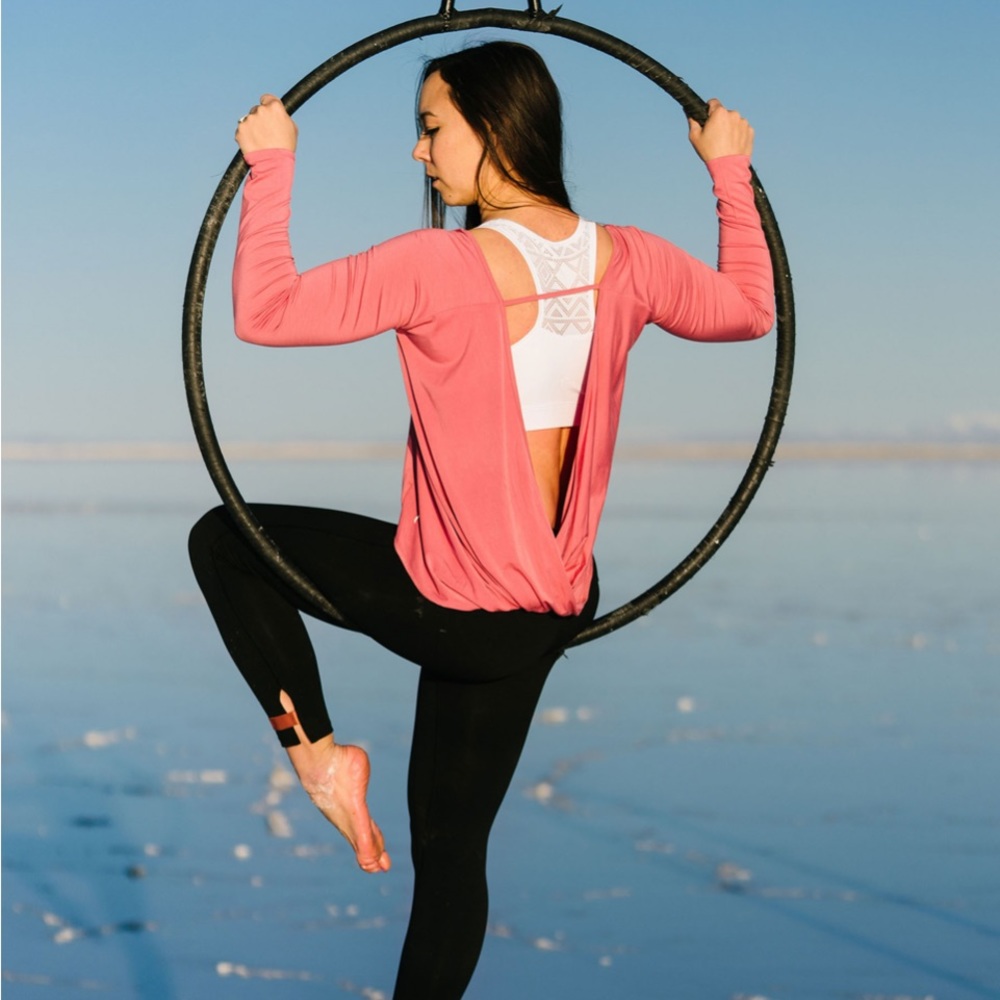 Zyia Namaste Light Brick Long Sleeve Tee - Small